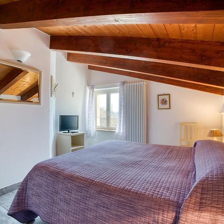 Casavacanzelemore - Casa Zoe Valfabbrica Ngoại thất bức ảnh