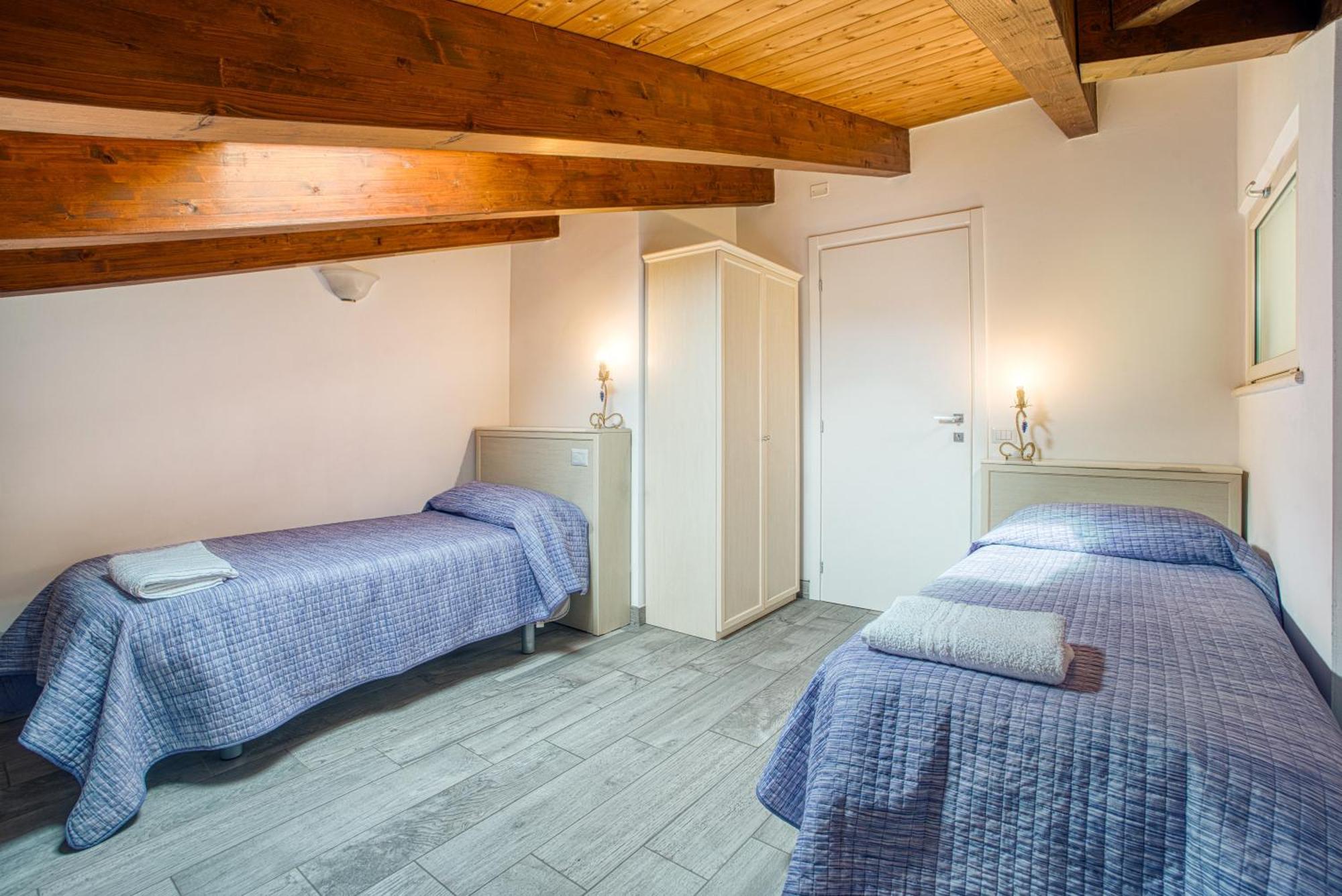 Casavacanzelemore - Casa Zoe Valfabbrica Ngoại thất bức ảnh